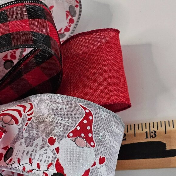 Gnome Holiday Bow - Picture 3 of 4